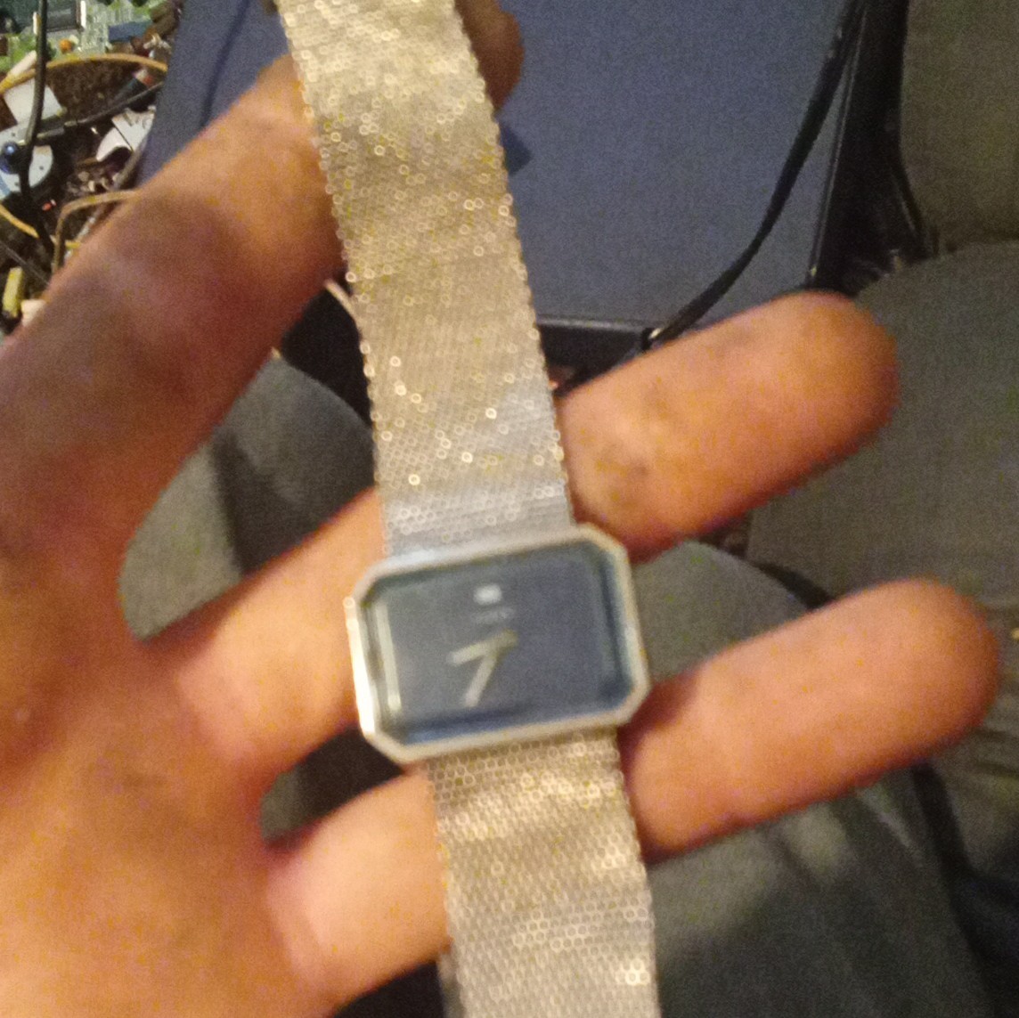 Timex Quartz Vintage 1980s Blue Dial Rectangle 24-27.9mm Silver Mesh