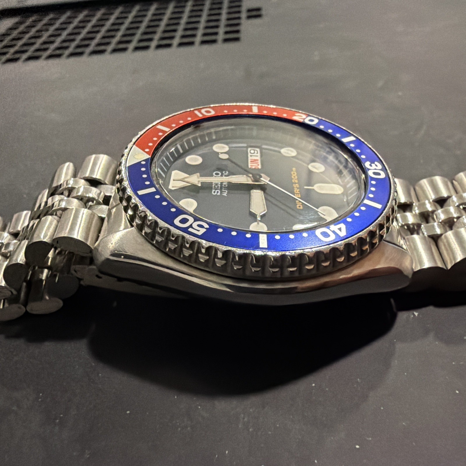 SEIKO SCUBA DIVERS SKX009 DAY/DATE AUTO MENS WATCH 7S26-0020, PEPSI