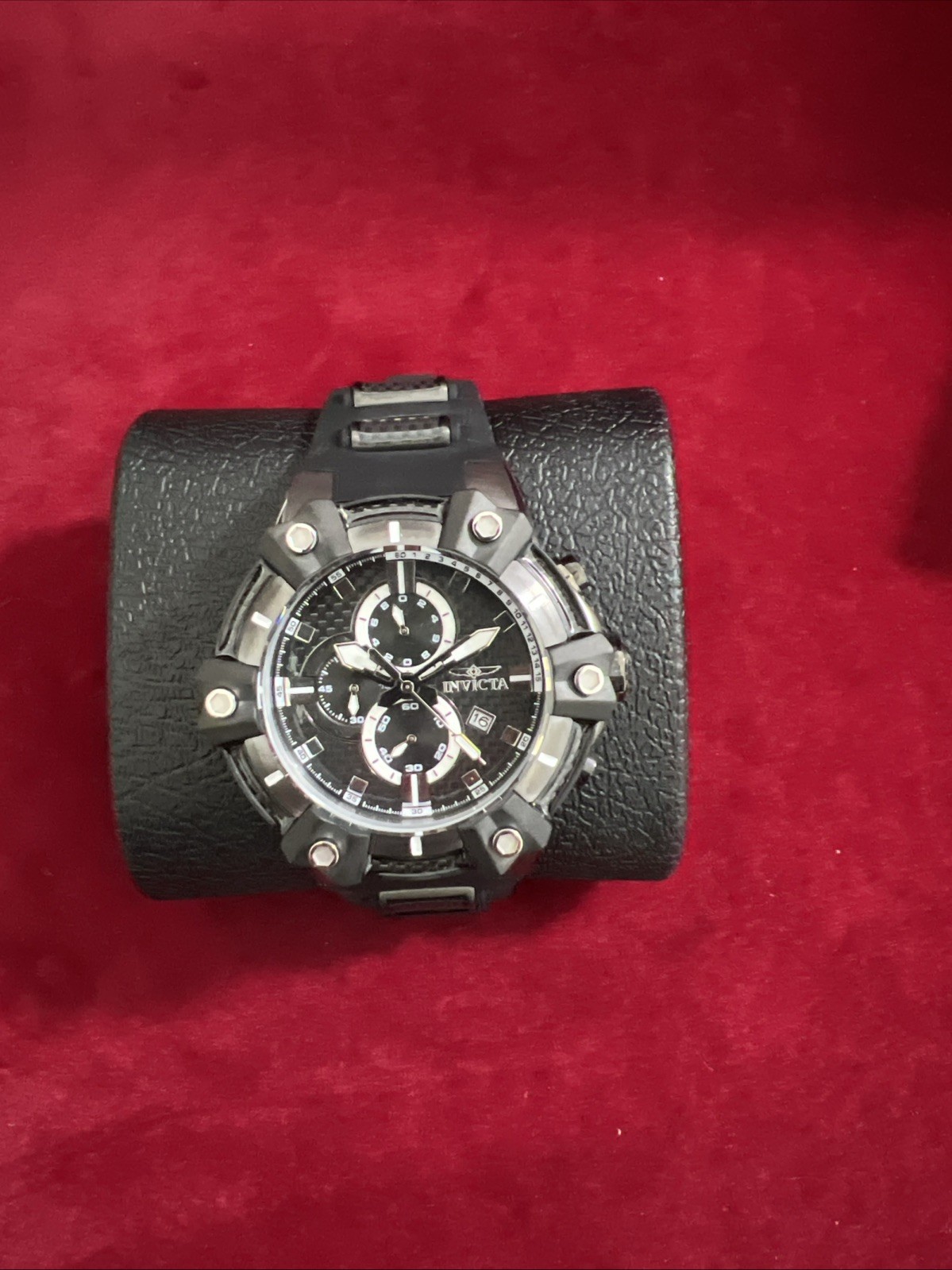 Invicta Carbon Hawk 37286 is a 54mm men’s watch with a black carbon fiber dial,