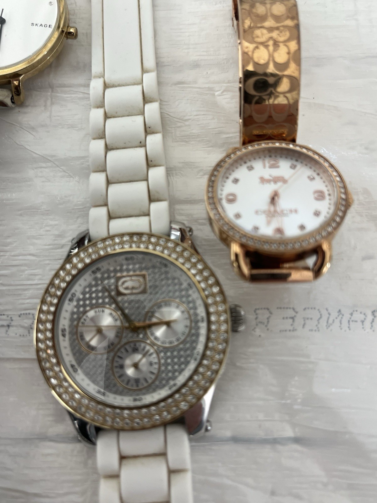 Lot of 15 Watches Mens And Women’s Used Need Battery’s Used