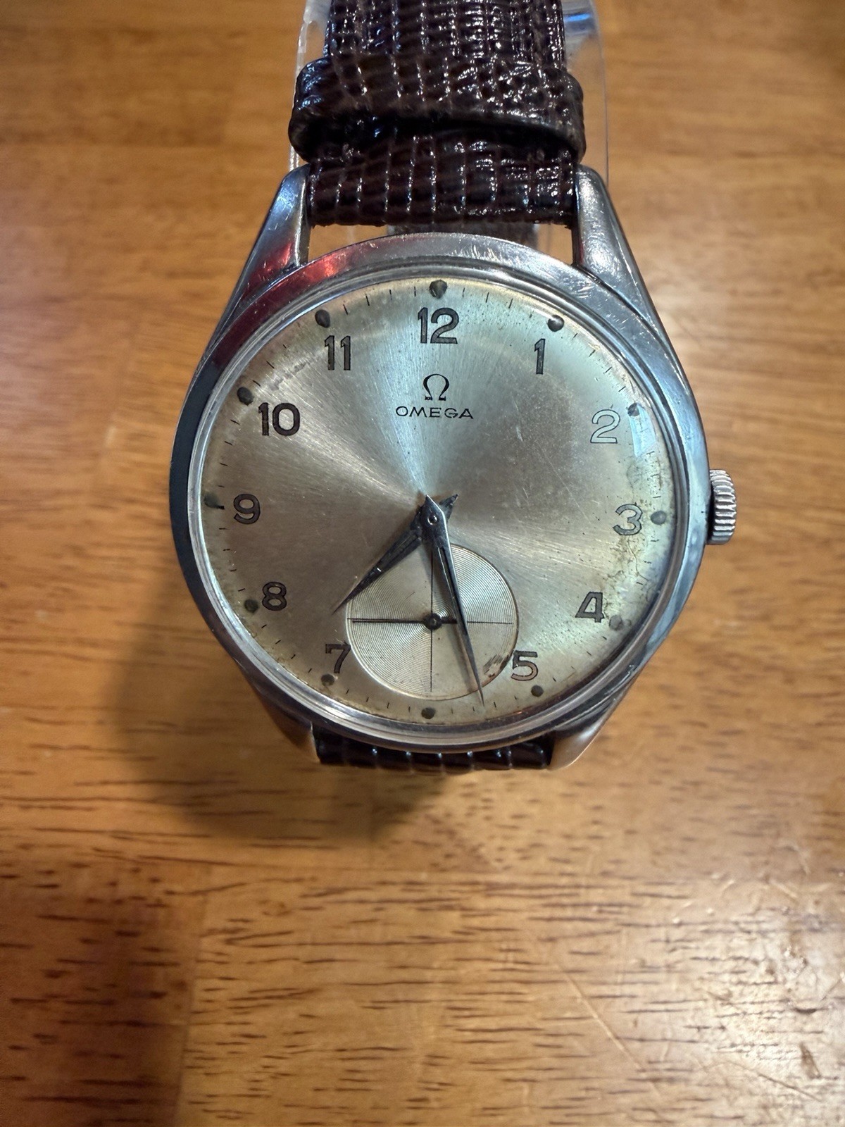 Authentic Omega Big Size 38mm Stainless Steel Cal: 265 Watch Ref 2580-1