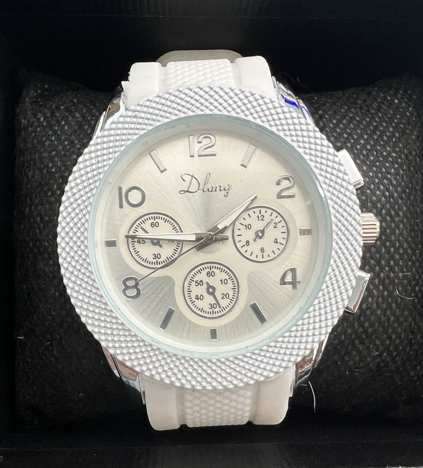 Dlong Unisex Watch White Band
