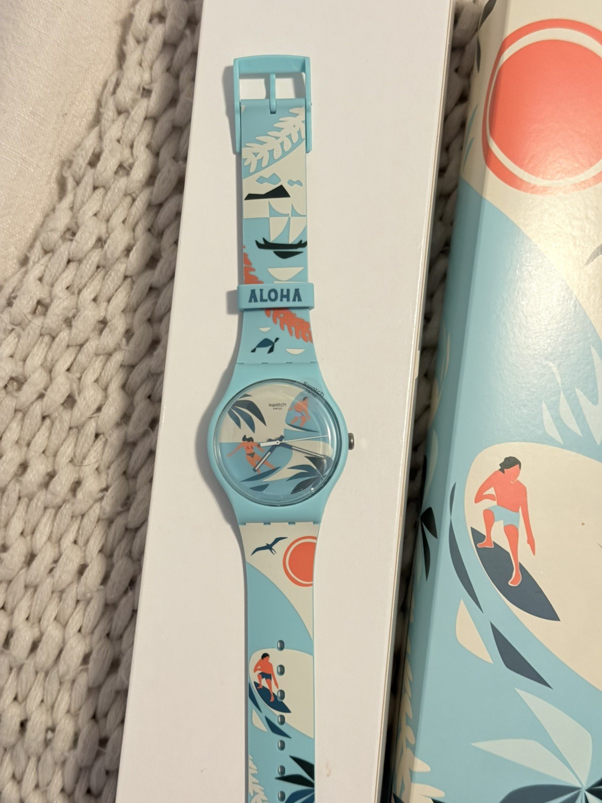 NIB NEW RELEASE Swatch Hawaii Exclusive NEI Nick Kuchar Aloha SO29Z705 41mm