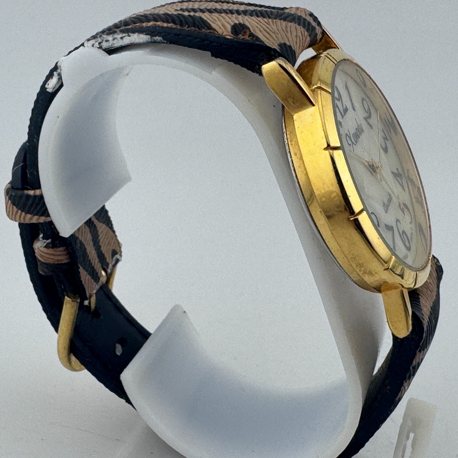 VTG Xanadu Quartz Watch Unisex Gold Tone MOP Easy Read Dial Leather New Battery