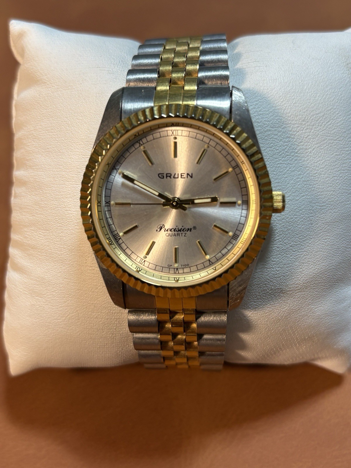 Vintage Gruen Precision Men Dress 35mm Watch Silver/Gold Tone,Fluted Bezel,Runs