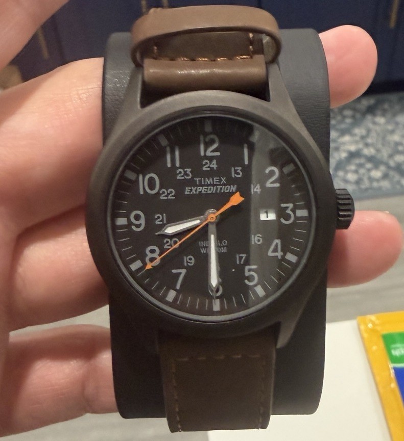 Timex Expedition Men’s Quartz Indiglo Black Dial Brown Leather Strap Watch w/Box
