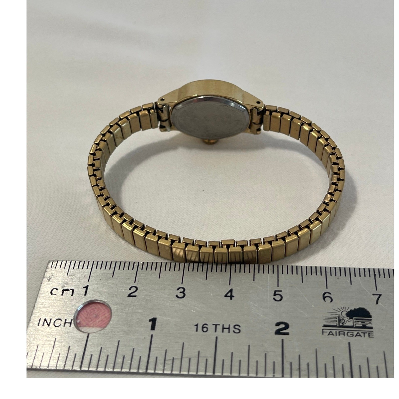 Timex Womens Vintage Gold Tone Oval Watch Arabic Numeral Dial Expansion Band