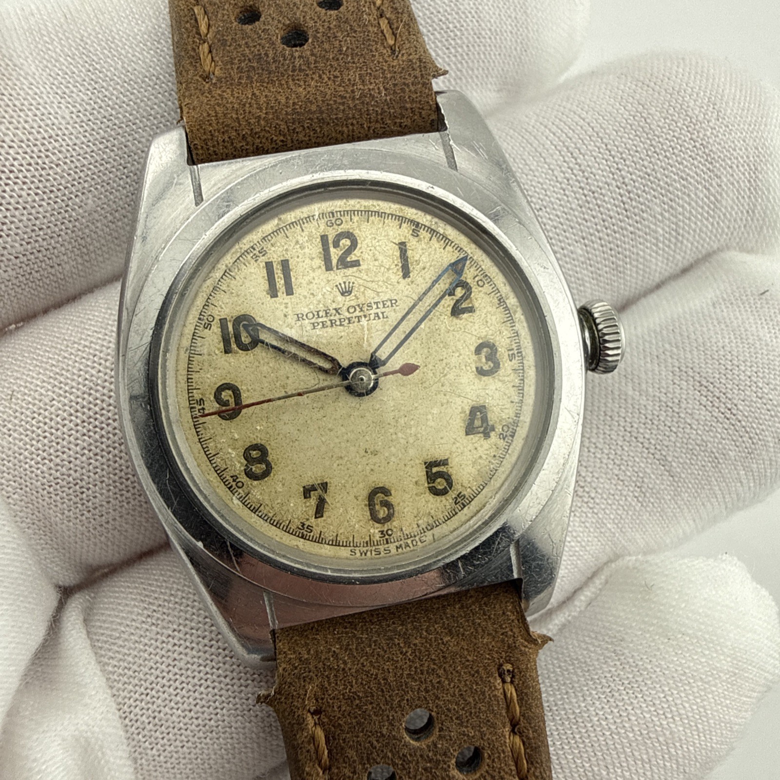 Rolex Oyster Perpetual Automatic 2940 Bubble Back Wristwatch – Working