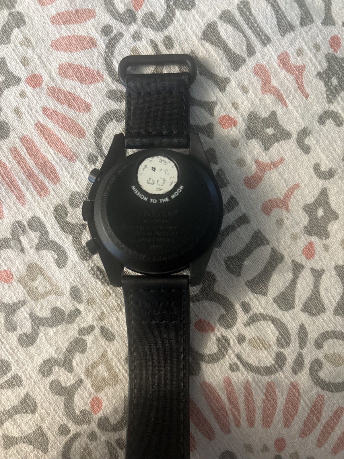 OMEGA x Swatch Bioceramic MoonSwatch – Mission to the Moonphase (Black Snoopy)