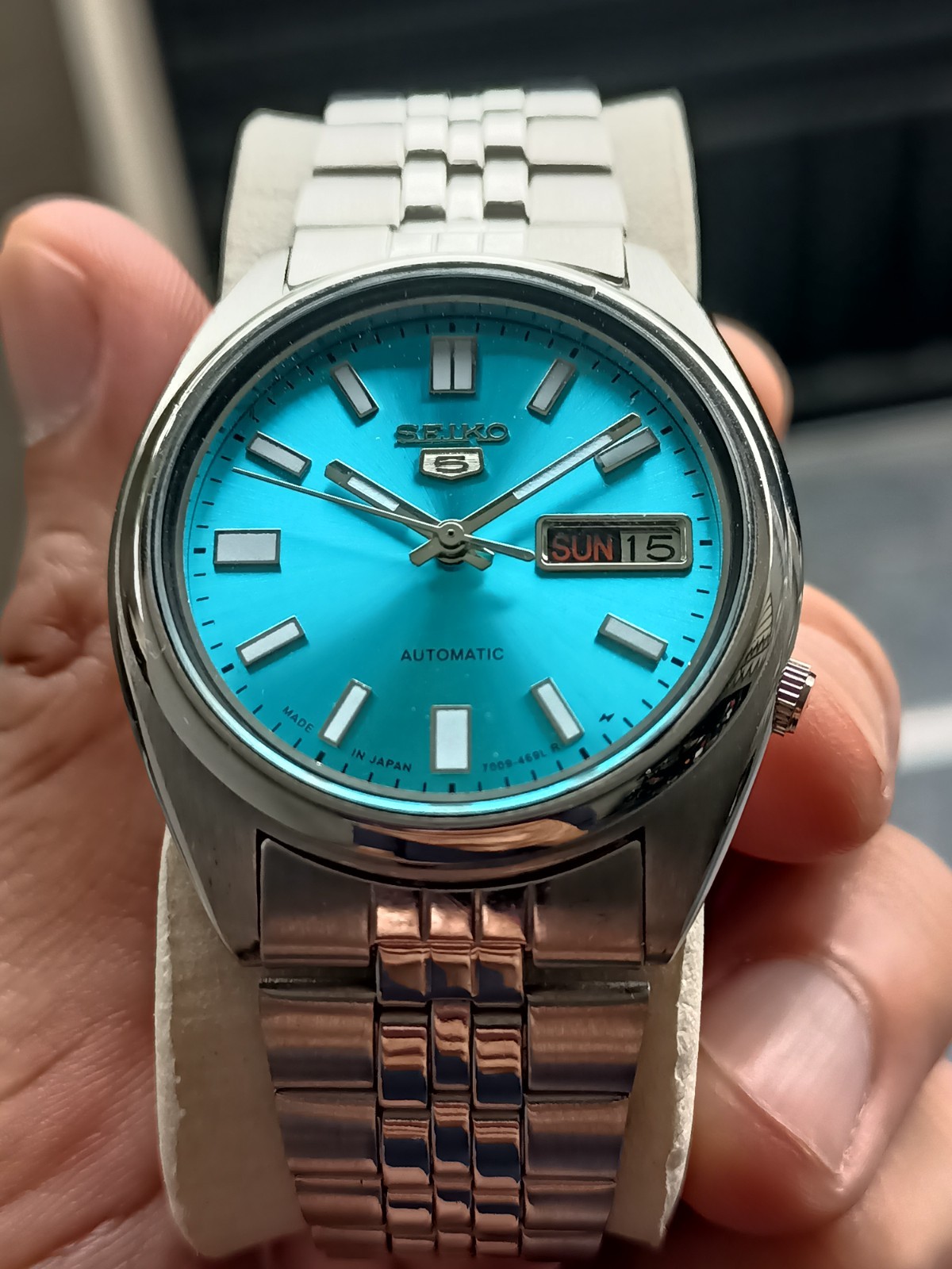Seiko 5 Automatic Tiffany Dial Vintage Men’s Dress Watch