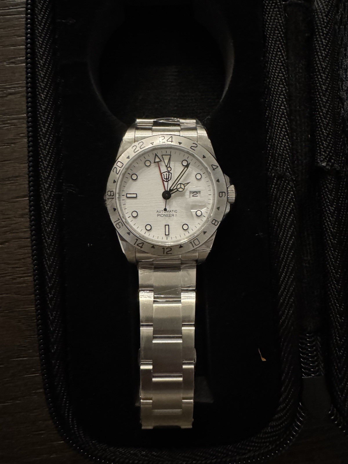 Watchdives WD16570B Explorer 2 Polar