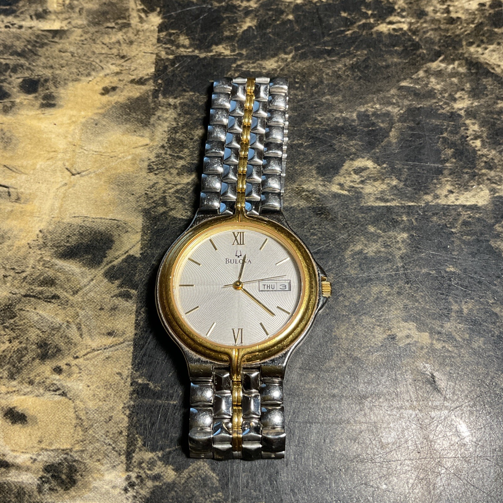 Vintage Bulova American Clipper 36mm Wrist Watch Model C876733 Needs 371 Battery