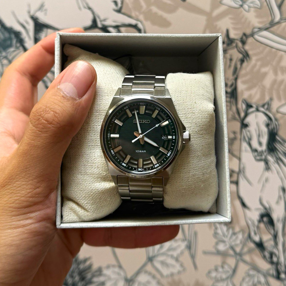 Seiko Men’s SUR503 Analog Wristwatch Green Dial w/ Box