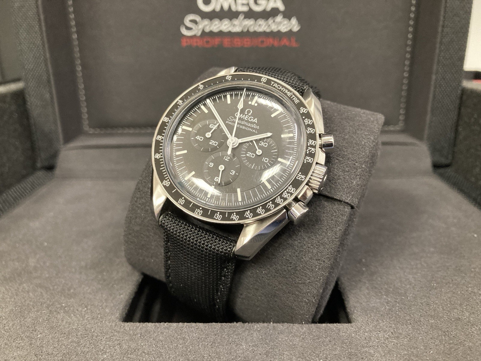 Omega Speedmaster Professional Moonwatch 310.32.42.50.01.001