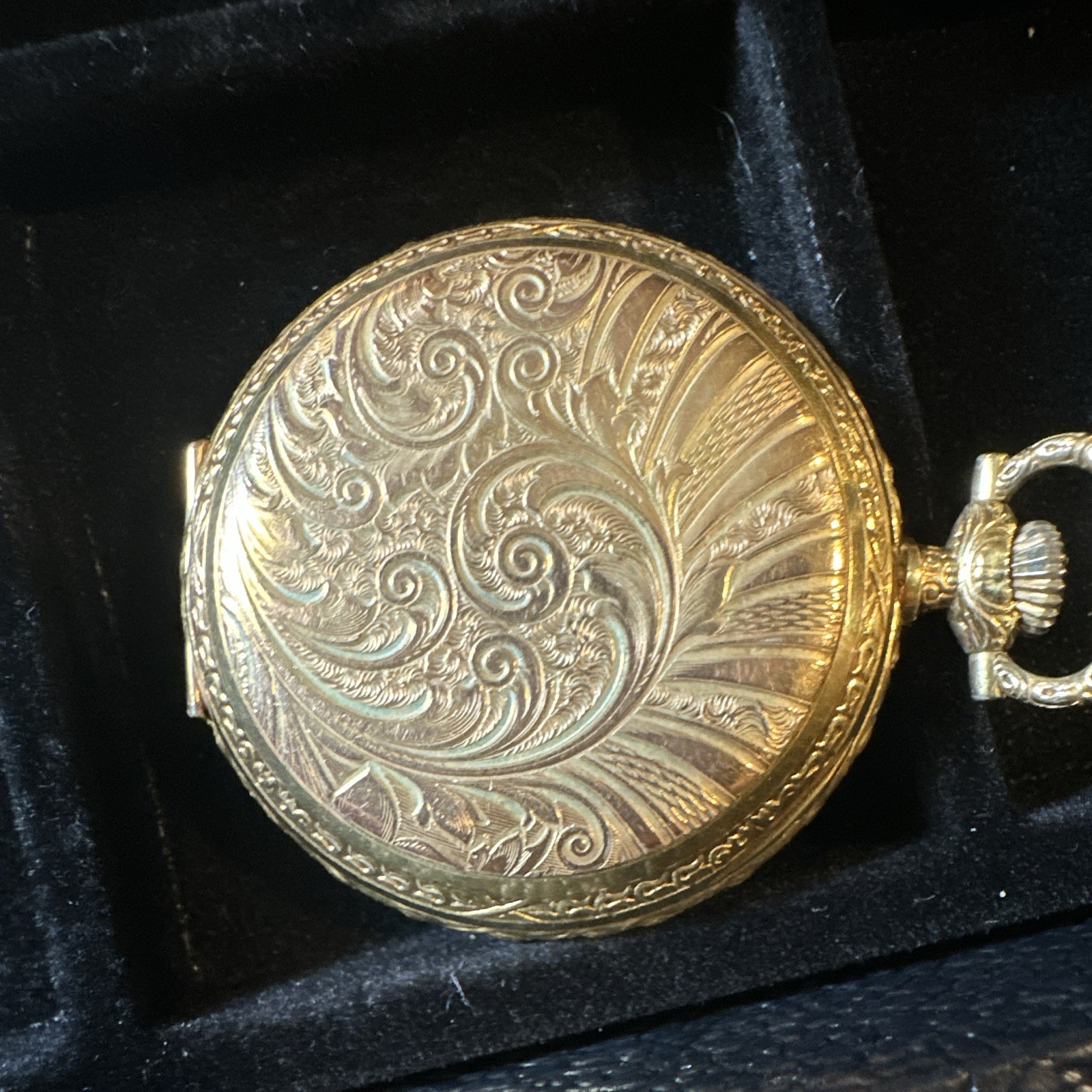 Philippe Monet Mechanical Full Hunter Pocket Watch 17 Jewels Arabic White/Pink