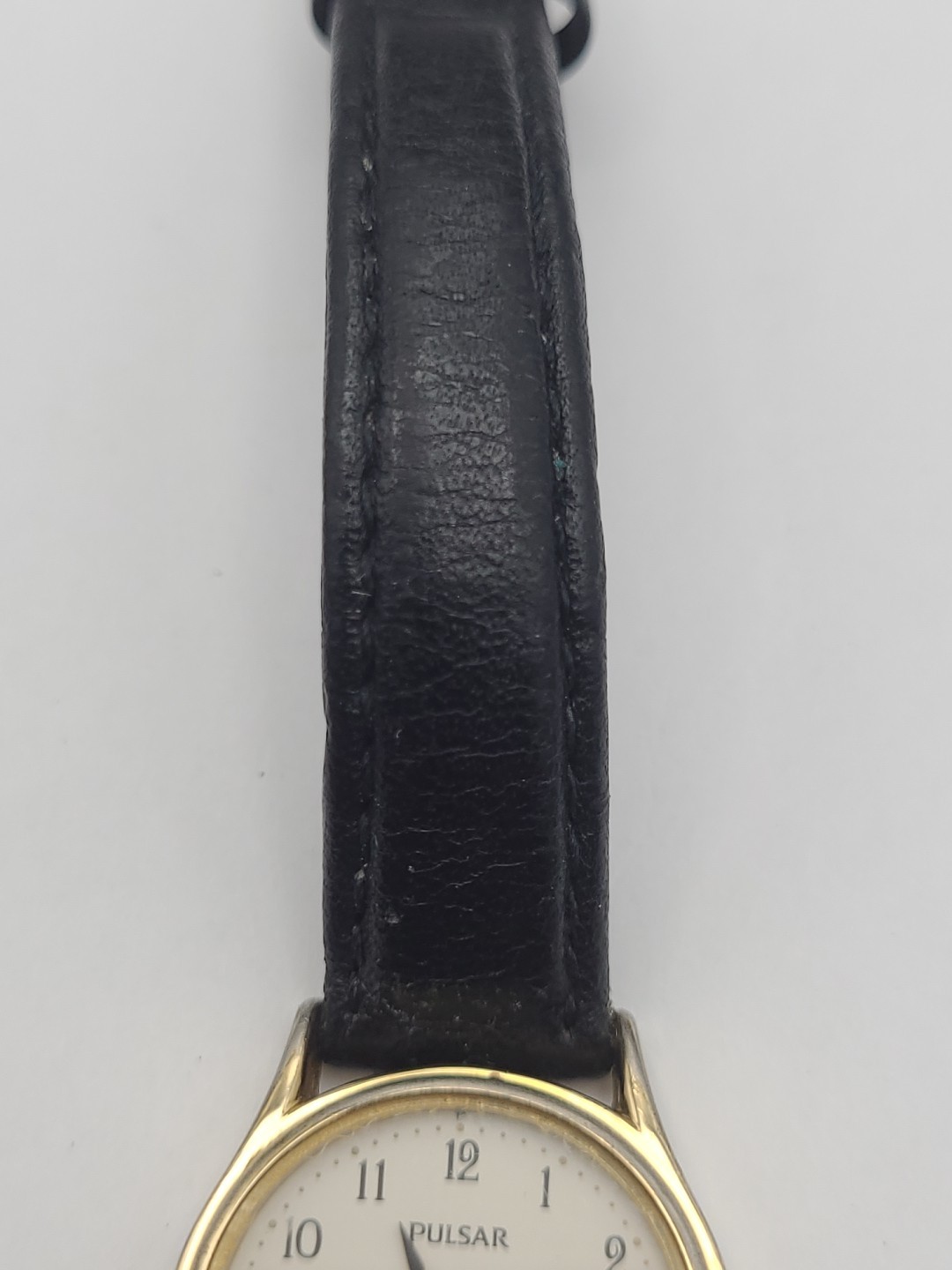 Vintage Pulsar Watch Women Gold Tone Date V248-0010 Leather Band New Battery