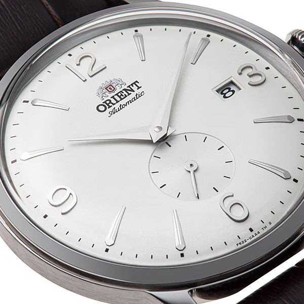 Orient RN-AP0002S Classic Small Second Automatic Leather Men’s Watch