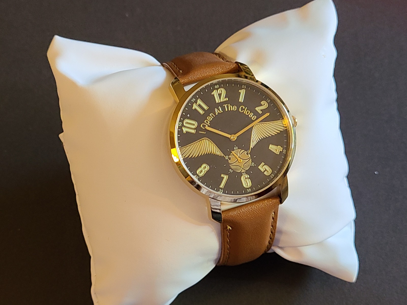 Harry Potter Accutime Lim Ed Golden Snitch Watch 2020 New in Box, Sub Dial