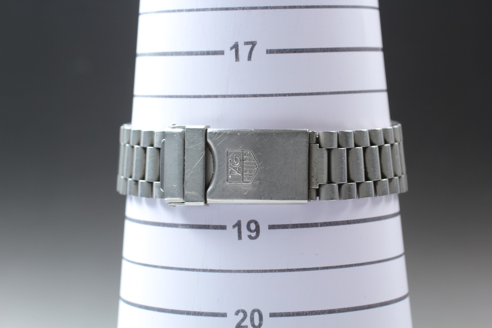 Near MINT TAG Heuer 2000 Professional 962.206 200m Silver Quartz Men’s Watch JPN