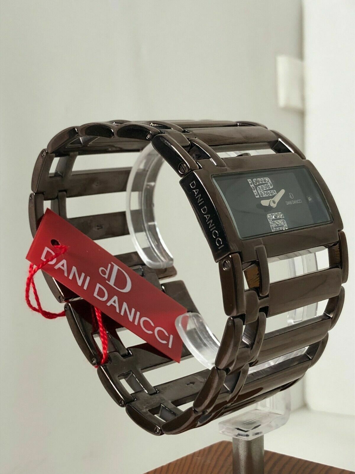 Brown watch for women Dani Danicci new stainless steel womens 3 atm