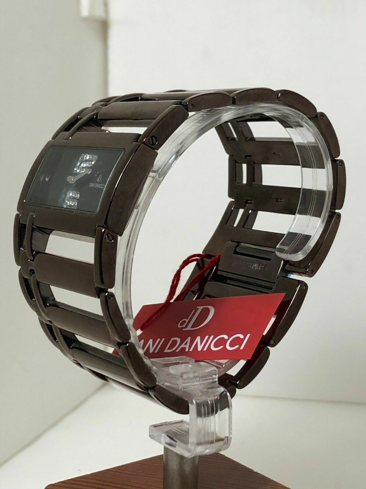 Brown watch for women Dani Danicci new stainless steel womens 3 atm