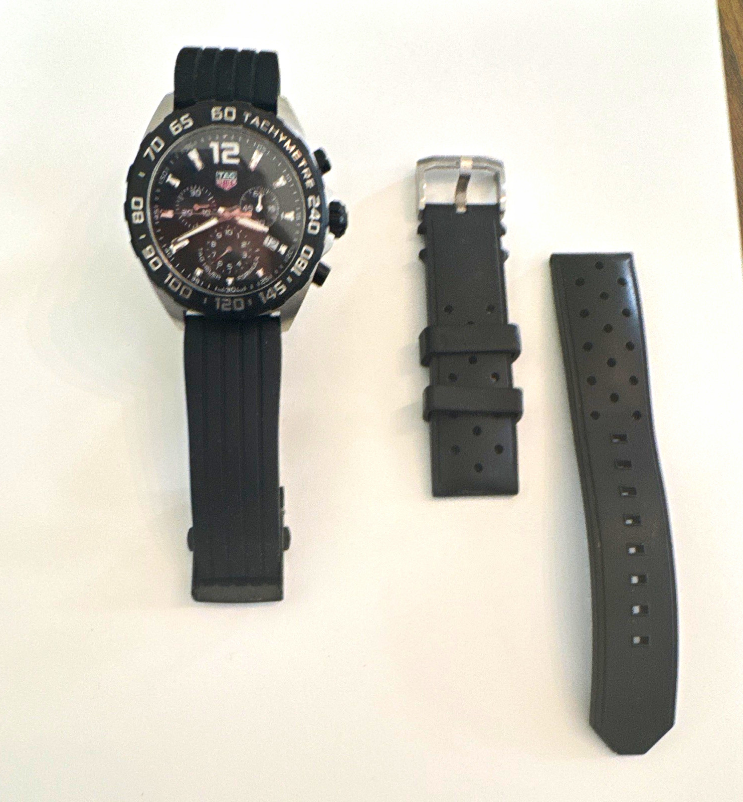 TAG Heuer Formula 1 Quartz Chronograph 43mm Black Dial Rubber Strap 200m