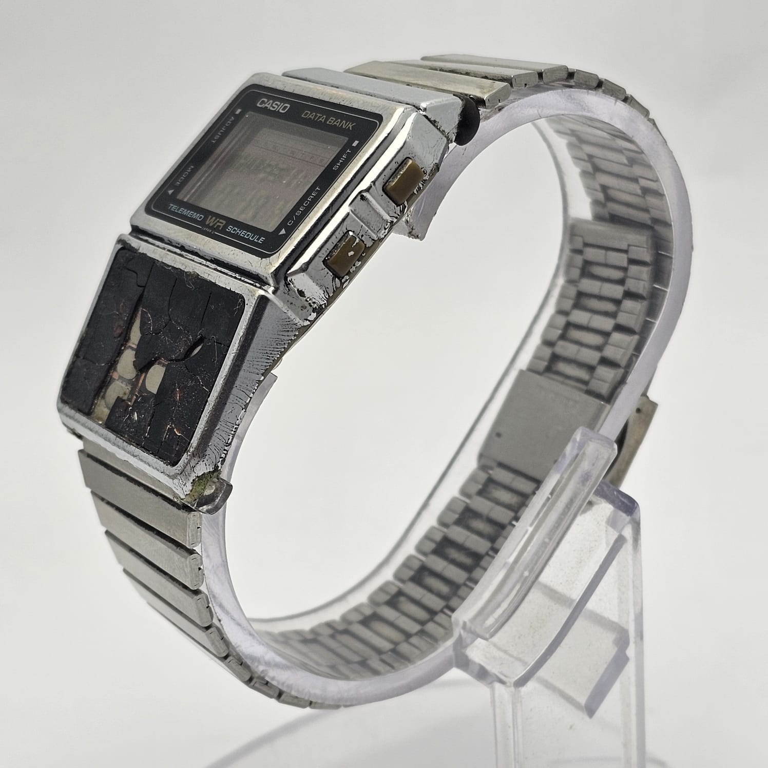 Casio DBC-610 Databank Quartz Vintage Men’s Watch