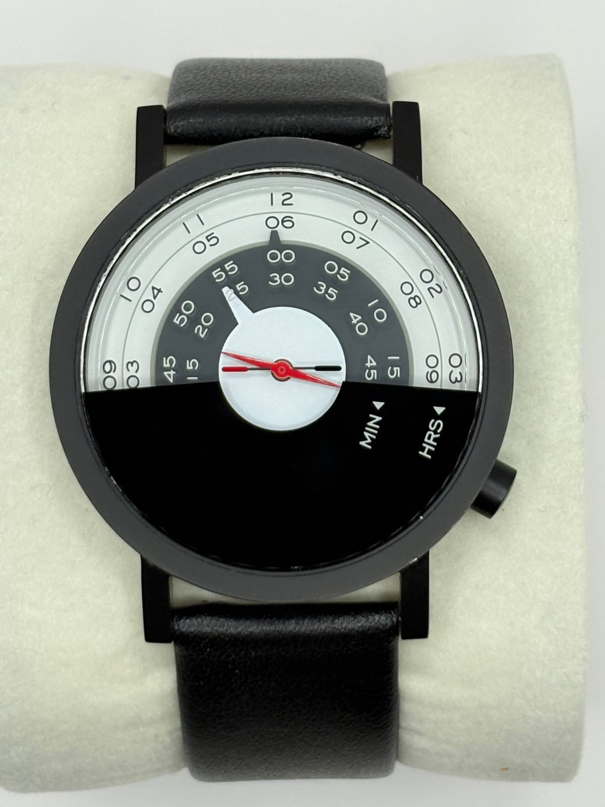 Projects Watches PJT-7901 BM Beyond The Horizon 40mm Black Leather Watch Band