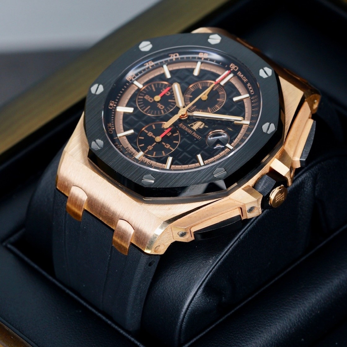 Audemars Piguet Royal Oak Offshore Blk Dial Rose Gold 44mm 26401RO.OO.A002CA.02
