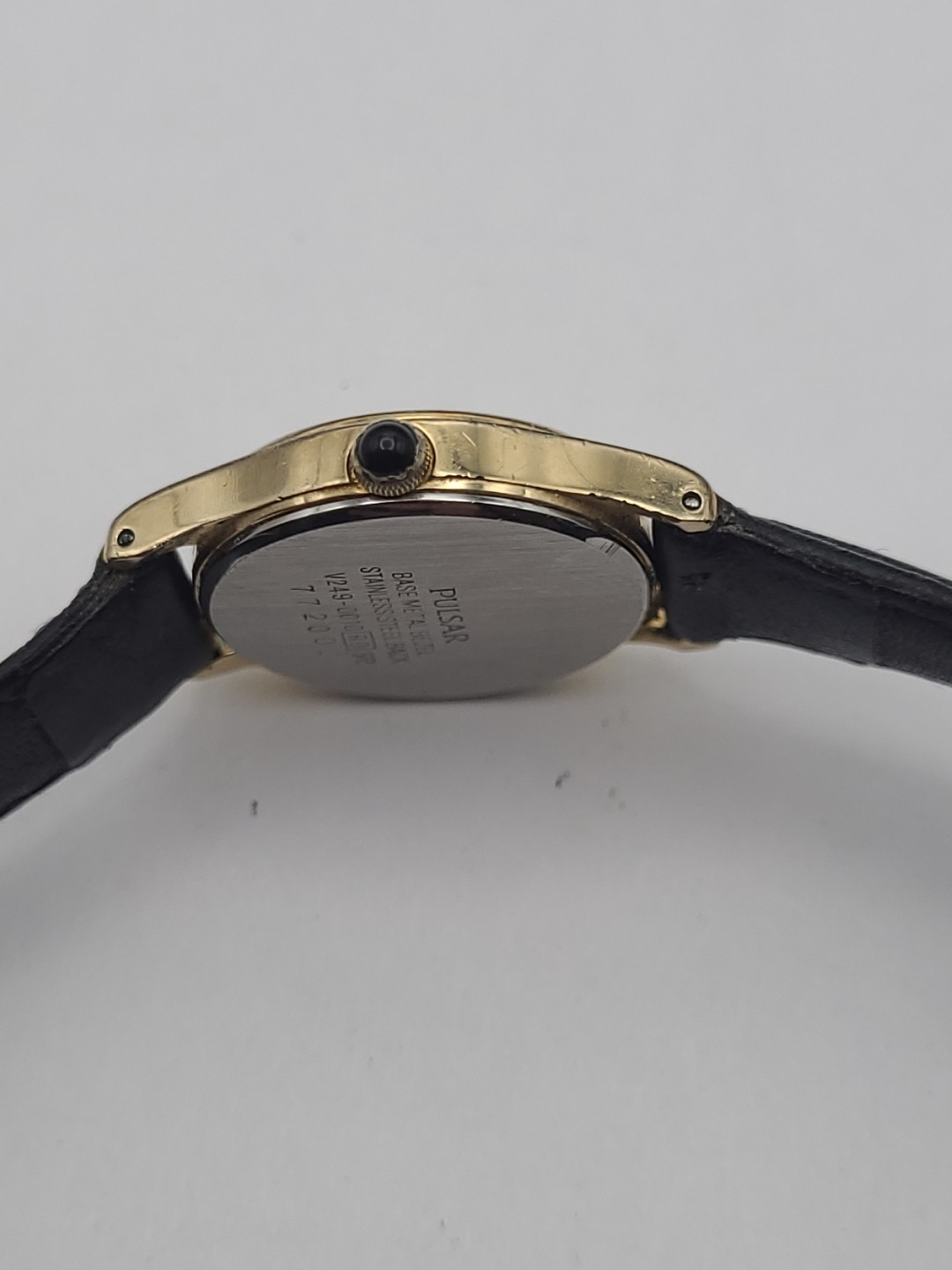 Vintage Pulsar Watch Women Gold Tone Date V248-0010 Leather Band New Battery