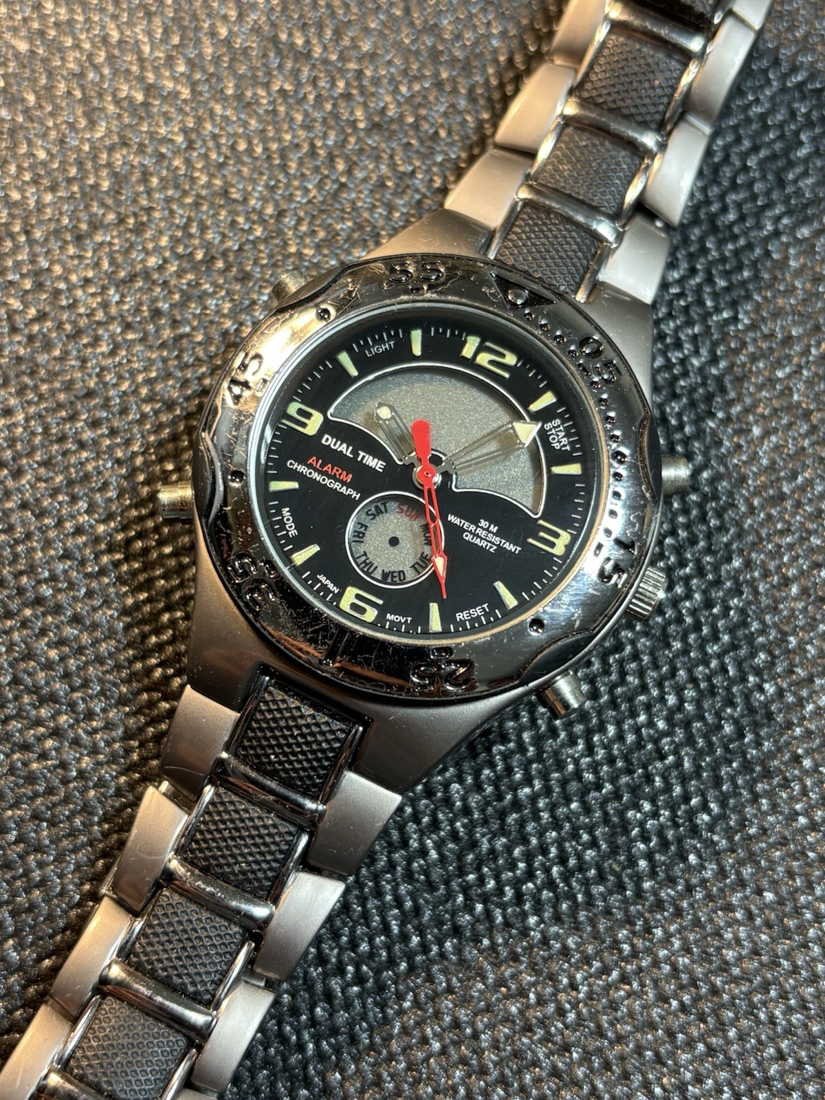 Analog & Digital Dual Time Watch Alarm Chronograph Wristwatch,*Untested*
