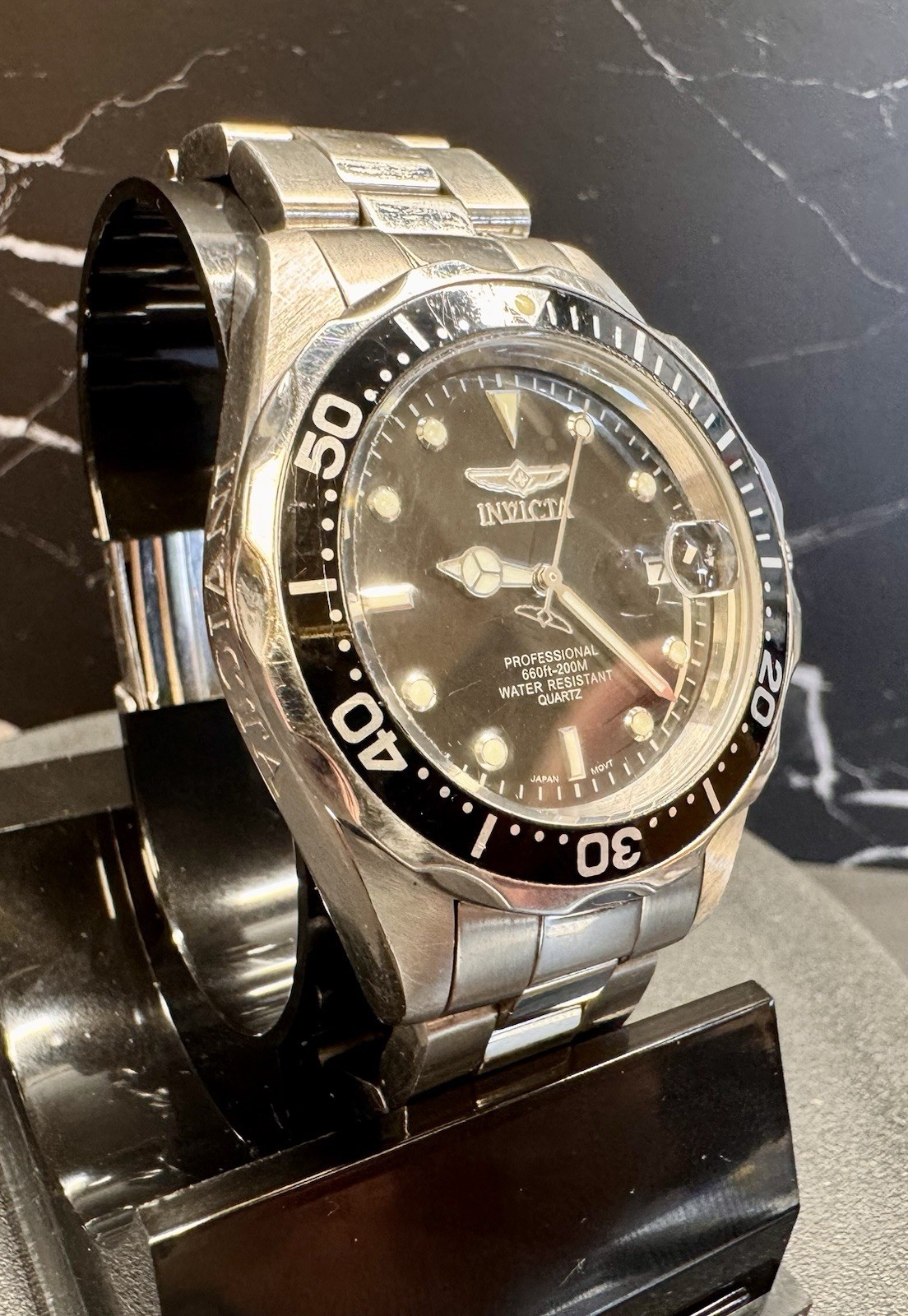 Invicta Pro Diver 8932 Men’s 38mm Quartz Dive Watch 200M Black Dial Stainless