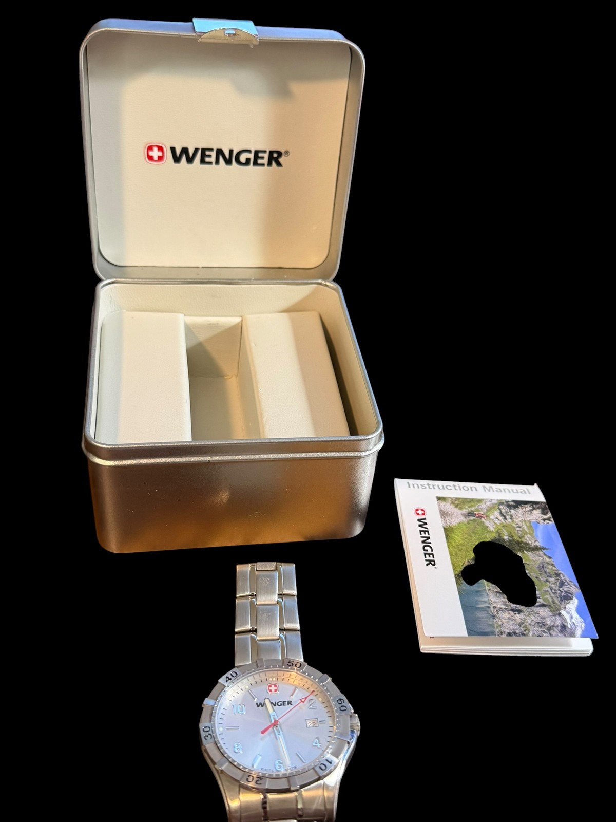 Wenger Swiss Made Watch 0621.104 White Dial Stainless Steel Bracelet Quartz