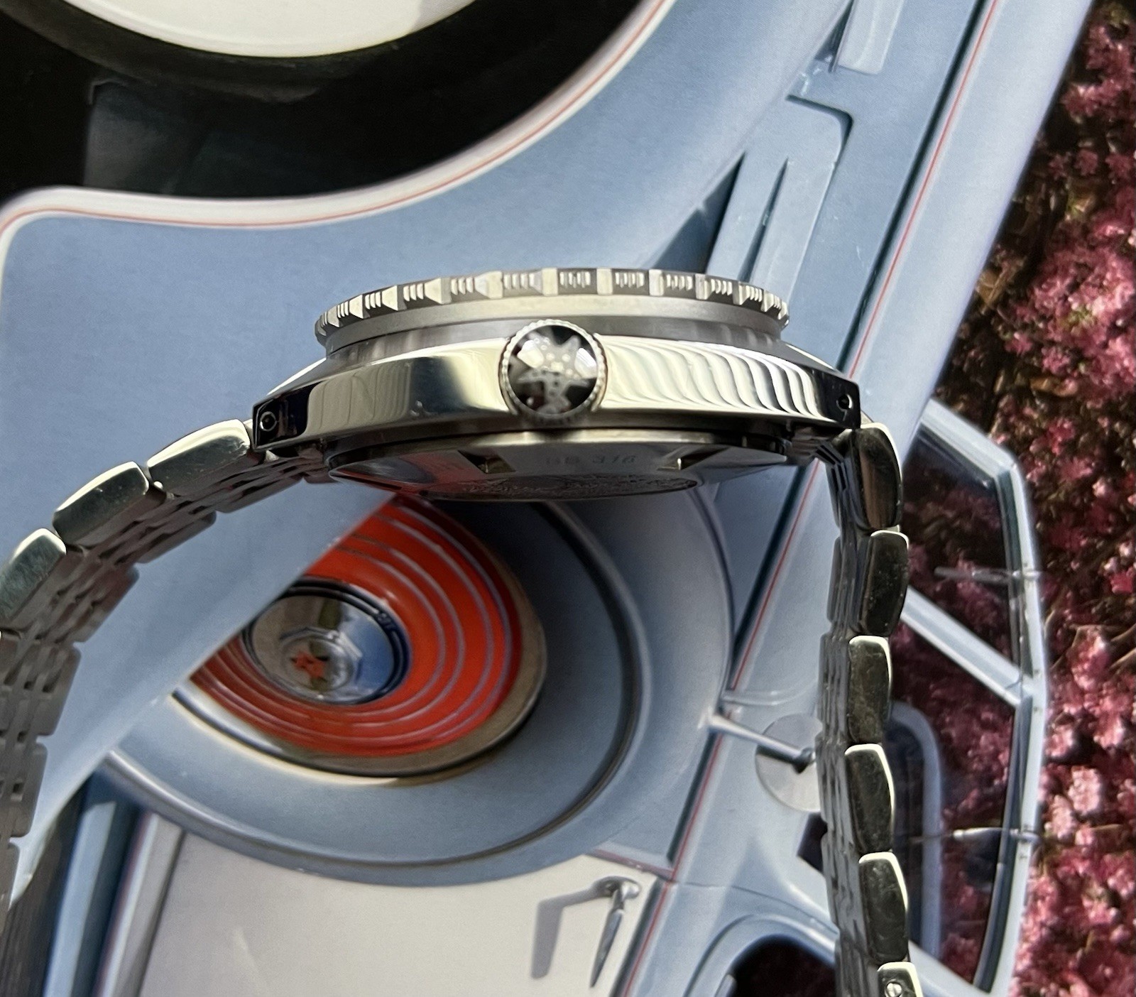 Seestern SUB 300T Automatic Diver 42MM Men’s Watch