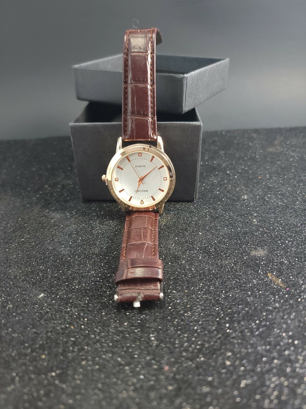 Mreurio men’s wristwatch with brown leather band – NEW in box Never Worn Classy