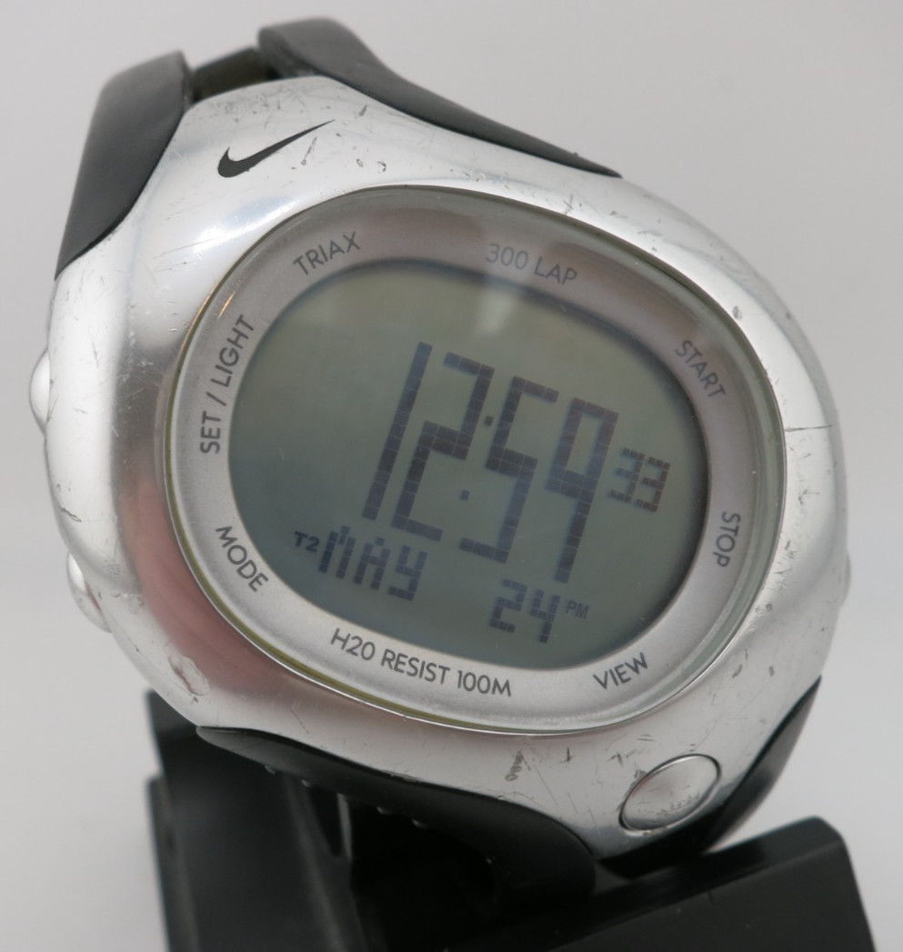 Nike Triax Speed 300 Digital Sport Black + Silver-Tone Watch – WR0101 – New Batt