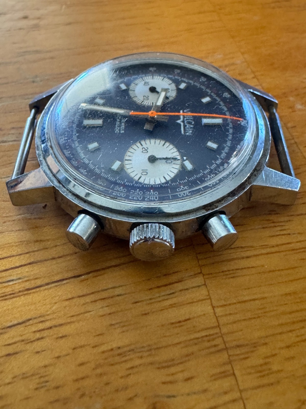 VINTAGE VULCAIN “BLUE PANDA” 1376 CHRONOGRAPH – VALJOUX 7733 -BLUE DIAL -REPAIR