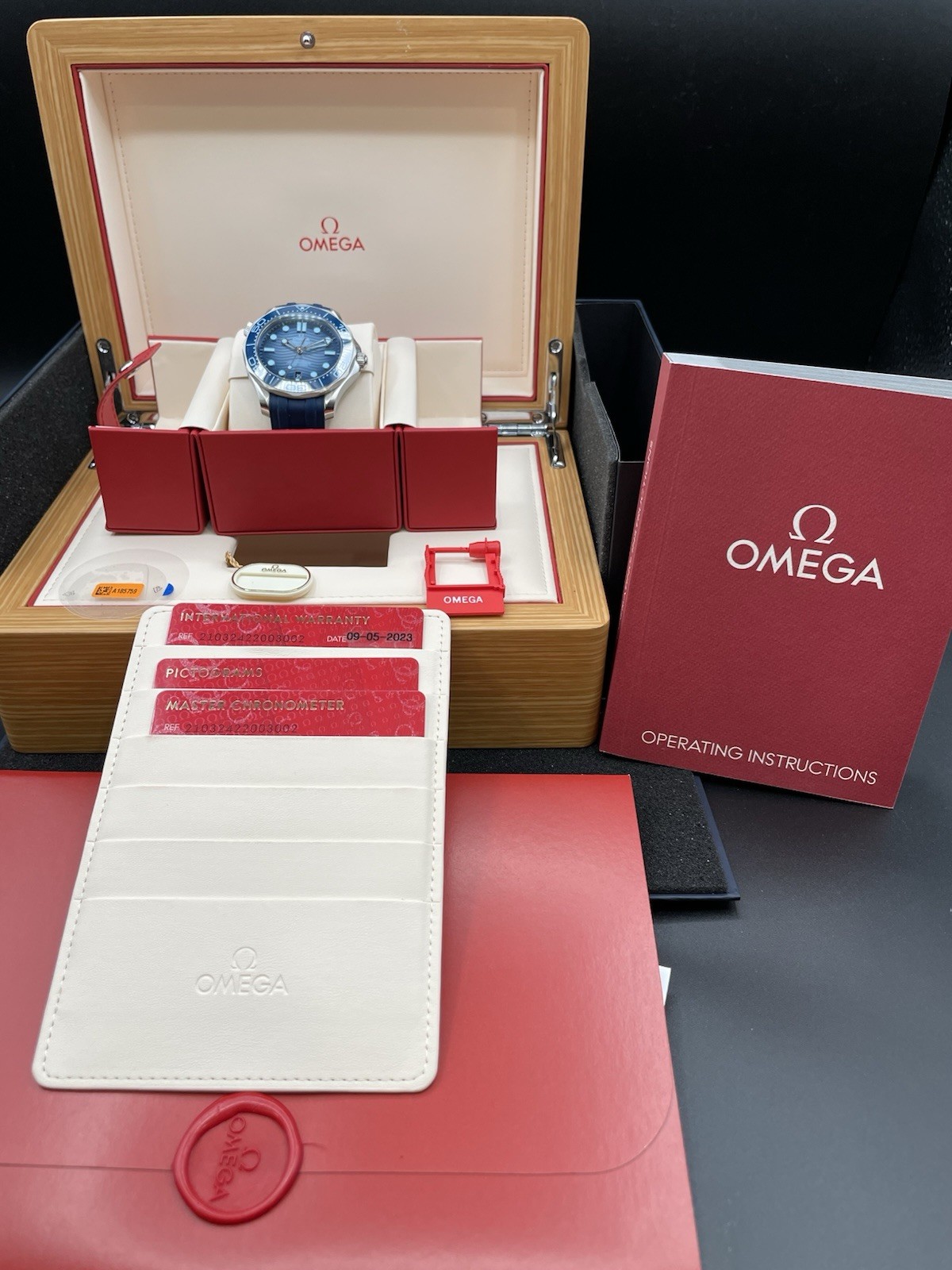 OMEGA Seamaster Diver 300M 210.32.42.20.03.002 Summer Blue – Full Set