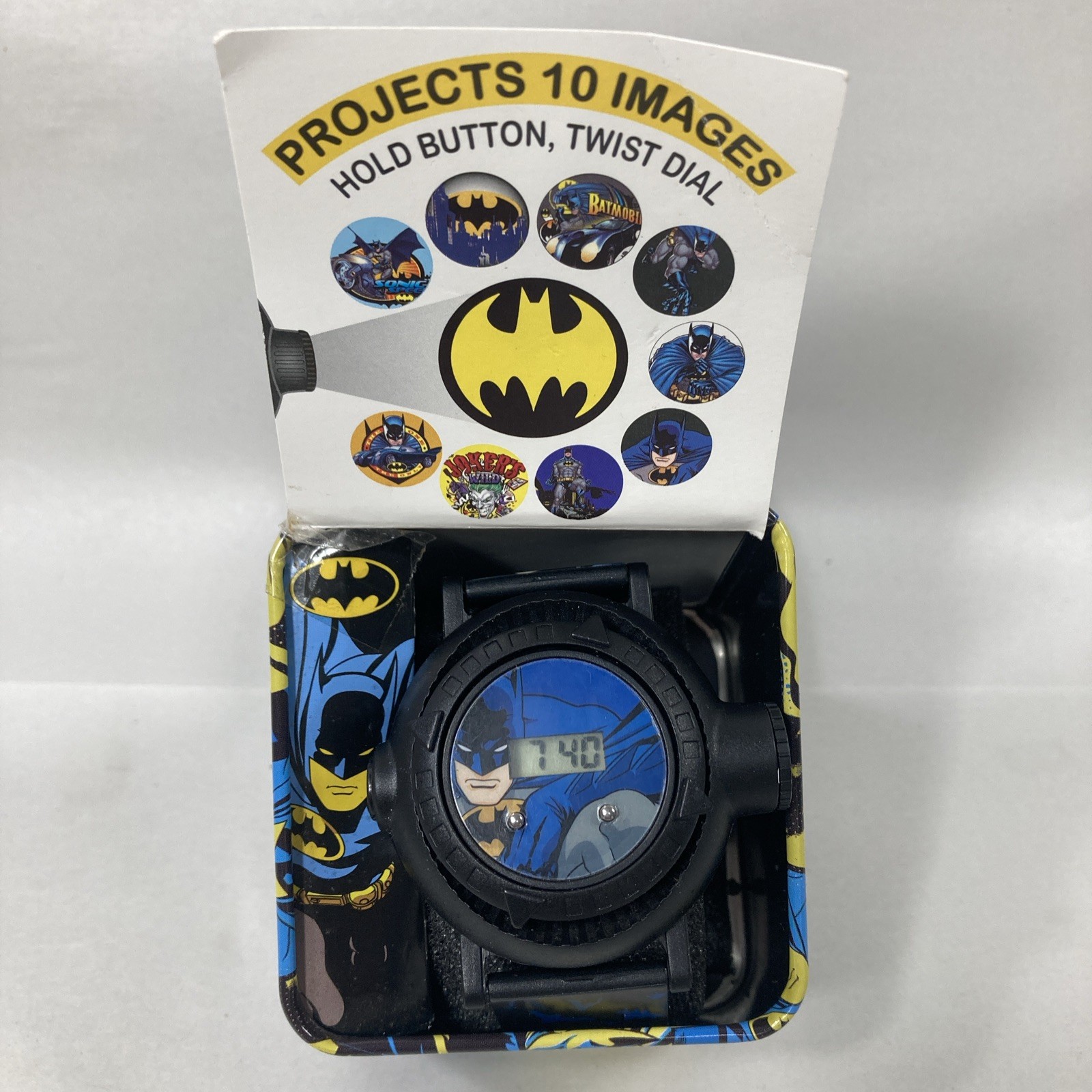 Accutime DC Comics BATMAN Kids Projection Watch Projects 10 Pictures. Works.