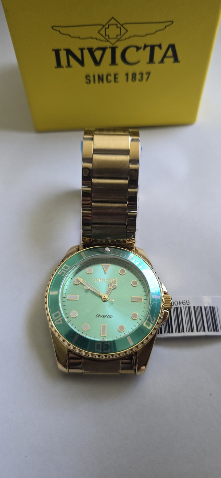 Invicta Pro Diver 69400 Men’s 42mm Gold Watch Aqua Green Sunburst Dial Quartz…