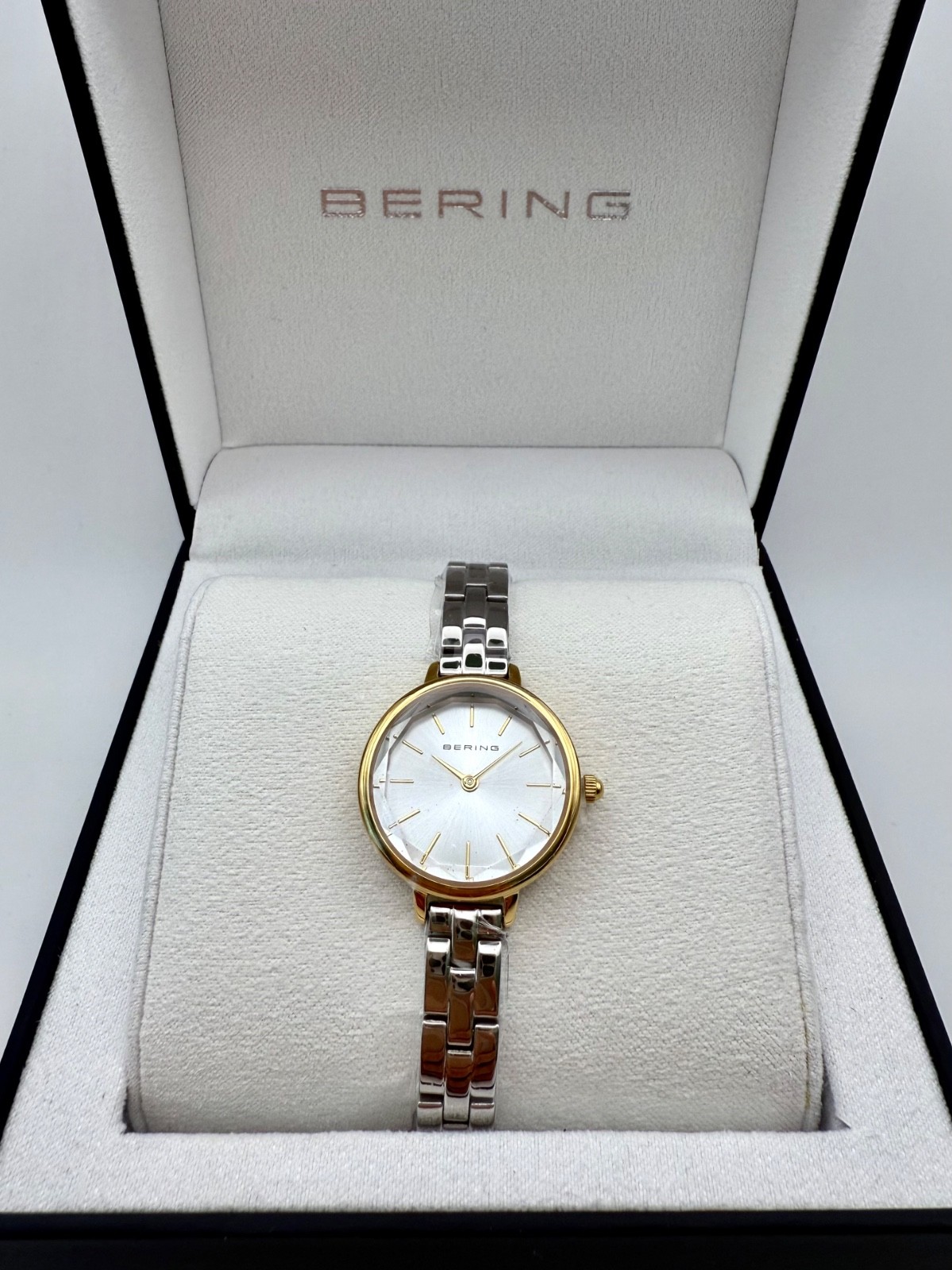 Bering 11024-710-C Women’s Watch Two-Tone Slim Mesh Band Sapphire Crystal New