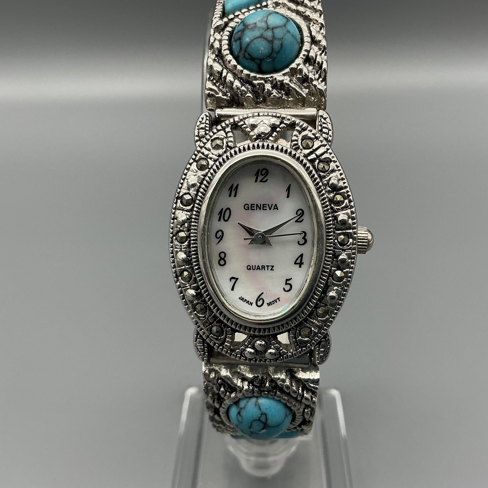 Geneva Elite Womens Watch 25mm MOP Southwest Silver Tone New Battery 7″
