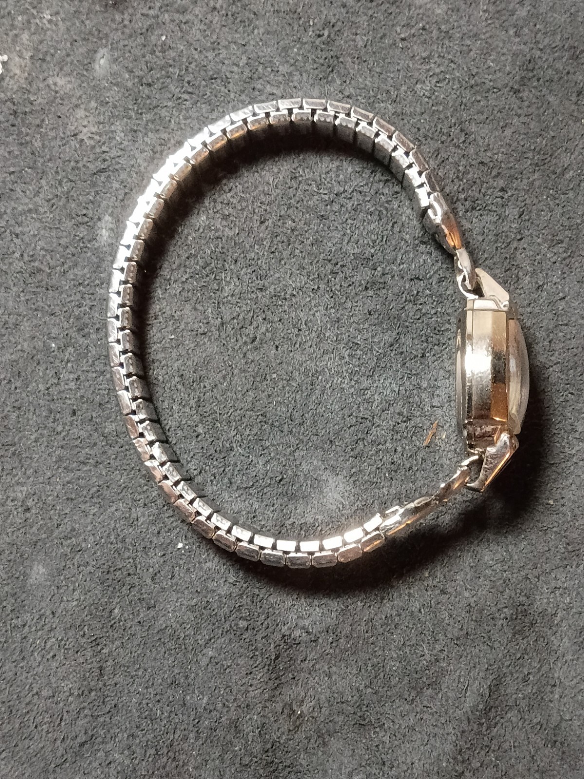 Bulova M6 Women’s Manual Mechanical Cushion Silver Bracelet Watch Mint Condition