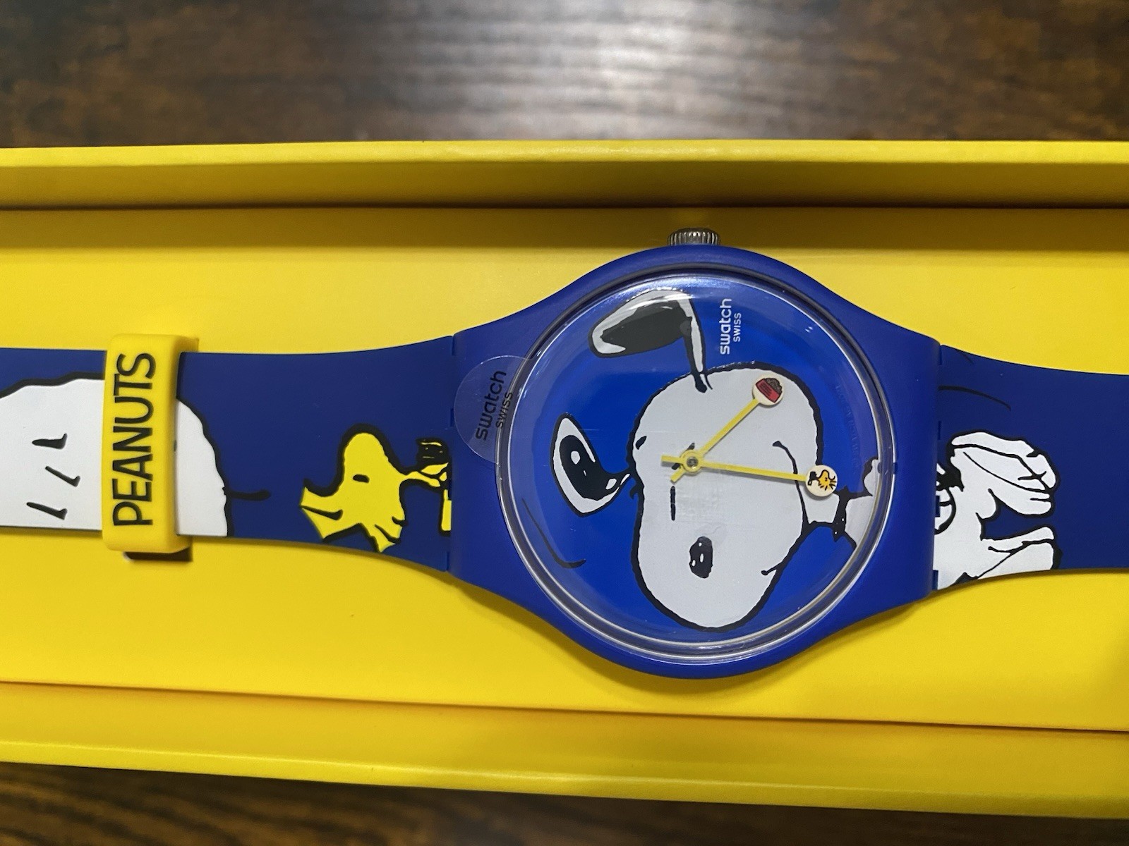 Swatch Peanuts Snoopy Hee Blue Unisex Adults Watch SO29Z106