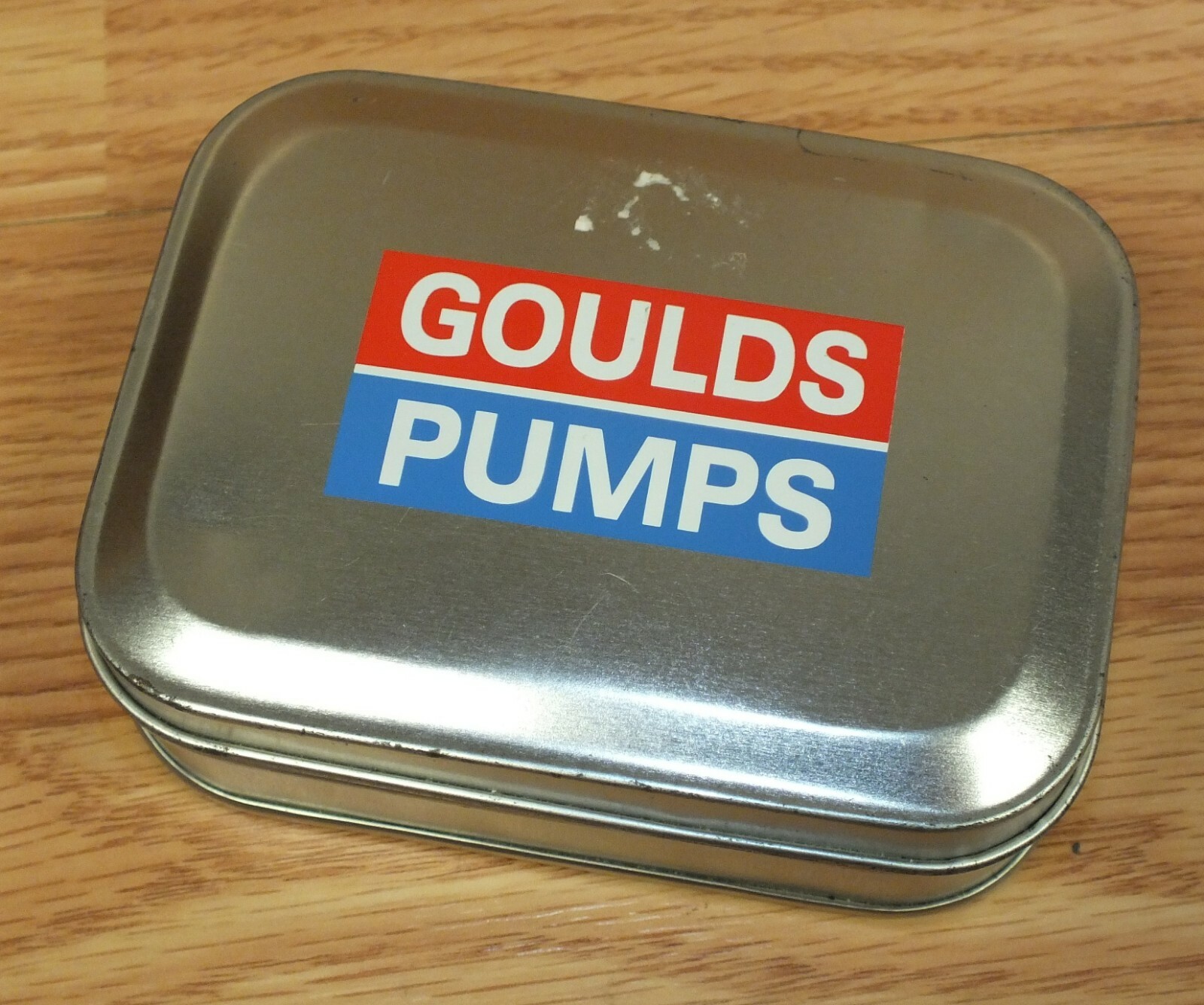 Genuine Goulds Pumps Collectible Pocket Watch in Keepsake Tin **READ**👀👀
