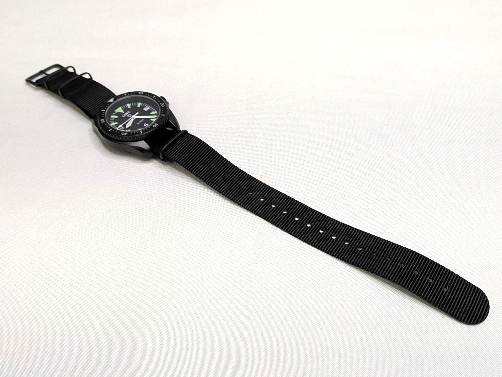 MWC 300M PVD Quartz Military Divers Watch NSN 6645-99-969-5589 – NEW