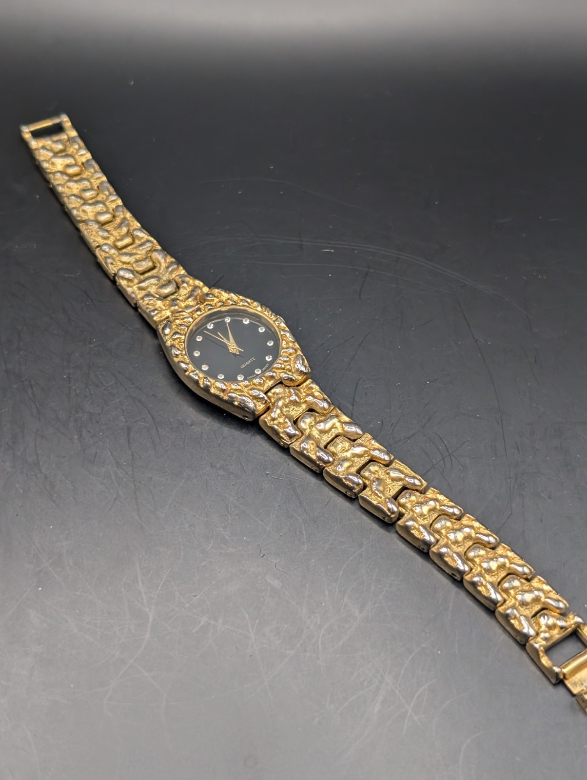 VTG Life Long Womens Watch Gold Tone Nugget Style Black Dial New Battery