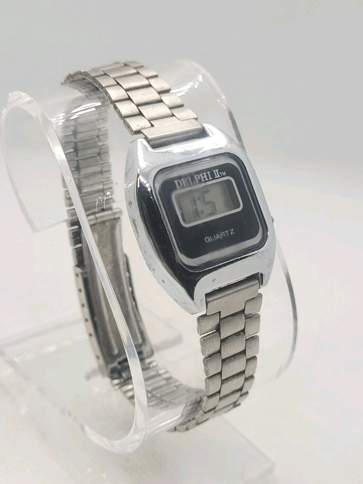 Vintage DELPHI II TM digital display Quartz Watch.