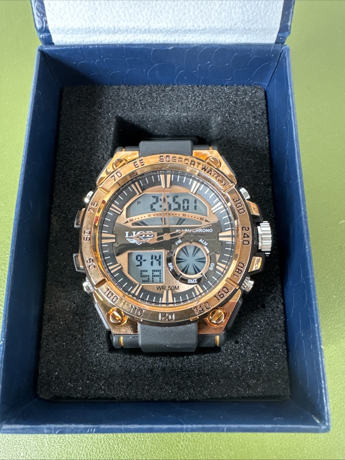LIGE Dream, Digital – Analog Sport Watch! Black & Gold Chronograph – WR 50m
