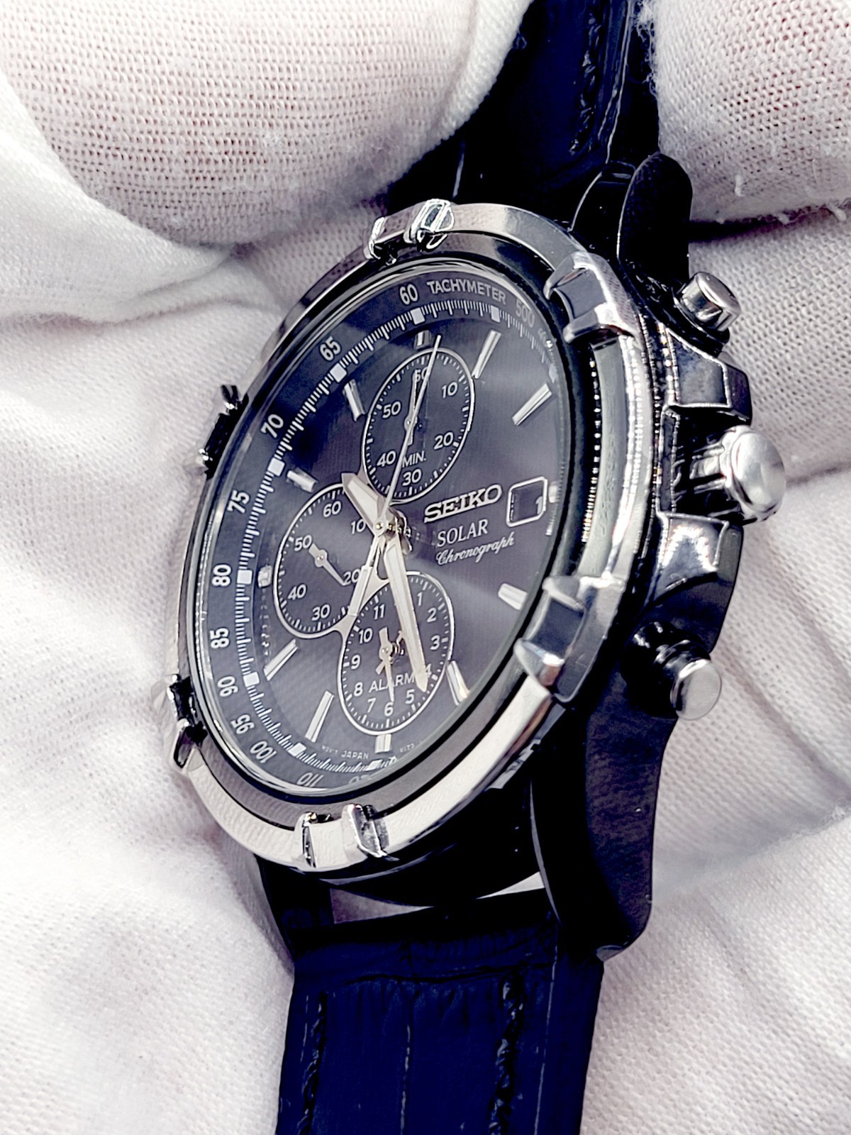 Seiko Solar Chronograph 2014 Men’s Watch 45mm Black Dial V172-0AJ0 [WORKS]